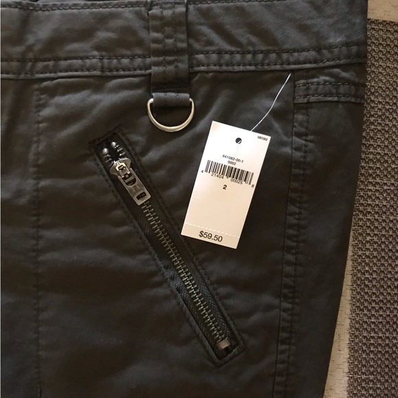 NWT Gap Army Green Ankle Pants - Picture 4 of 7